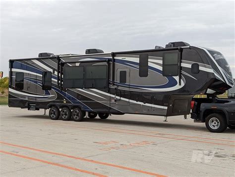 The <strong>Momentum</strong> M-Class fifth wheel <strong>toy haulers</strong> by <strong>Grand Design</strong> are lighter than the <strong>Momentum</strong> yet aren't lightweight on features when it comes to elegant <strong>design</strong>, luxury and a "Class" of its own! The chef-inspired kitchen provides a free-standing 3. . Grand design momentum toy hauler 395ms